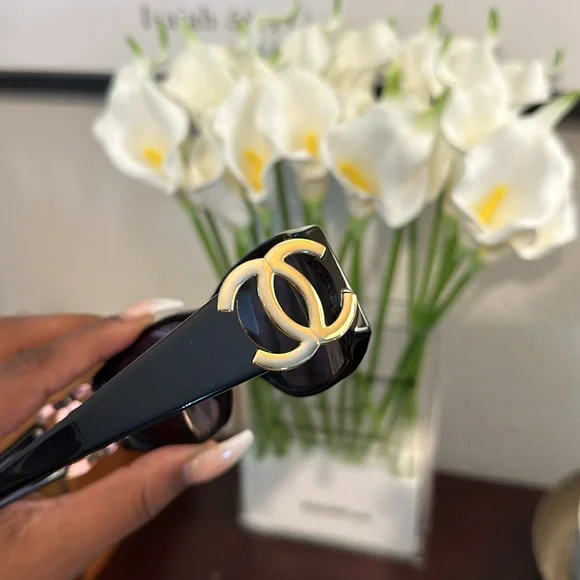 CHANEL 90s Vintage Cocomark Women's Sunglasses 🕶️✨ - Picture 5 of 15